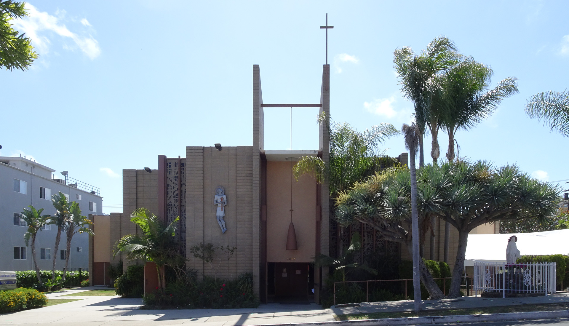 San Sebastian Catholic Church_04